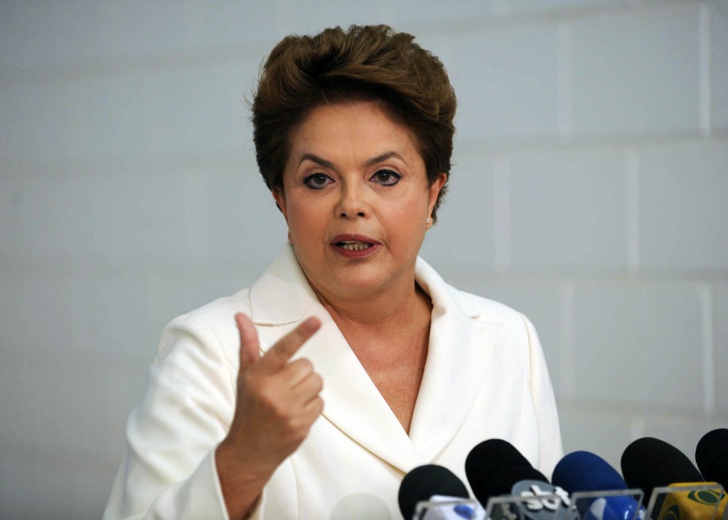 Dilma_rousseff-8